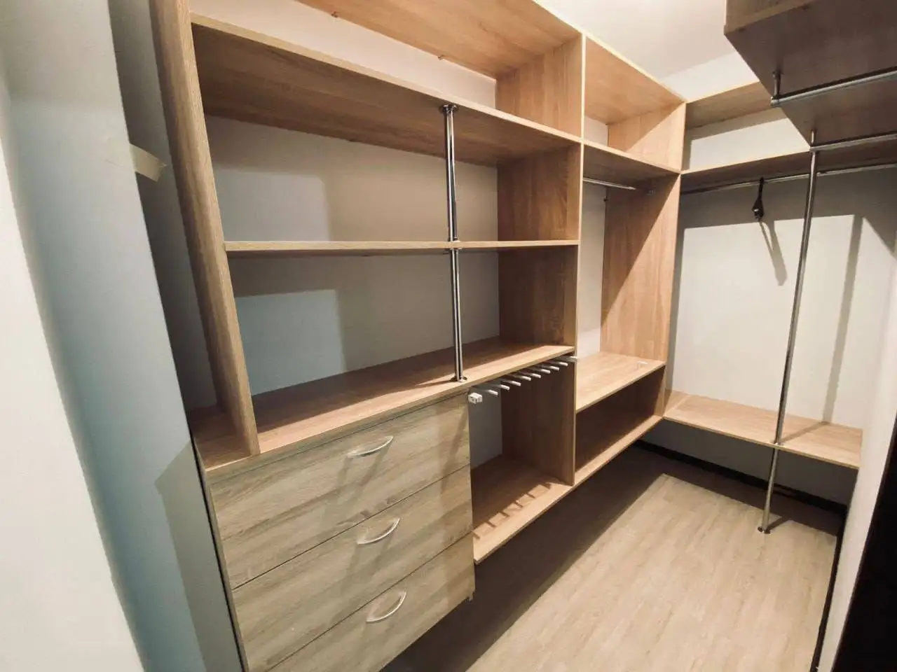 Гардеробы на заказ в Железнодорожном - Мебель на заказ (Услуги) в Балашиха