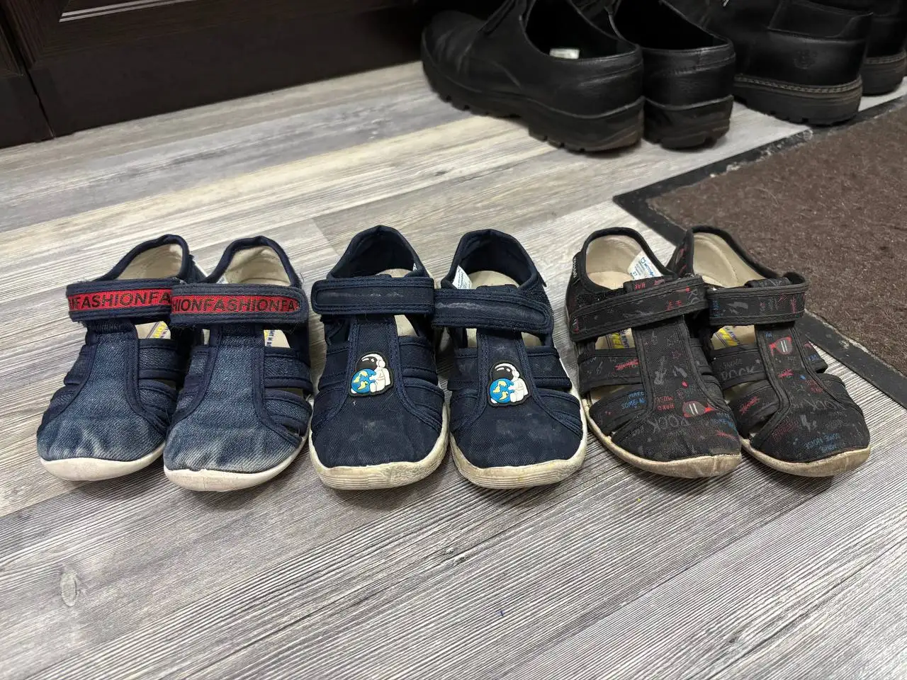 Детская обувь: сандалии и демисезонные ботиночки - Обувь (Товары для детей) в Балашиха