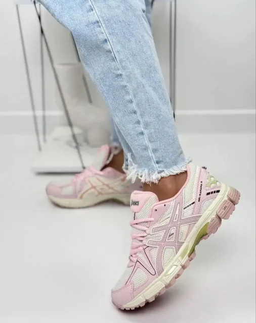 Женские кроссовки розового цвета - Худи в Балашиха