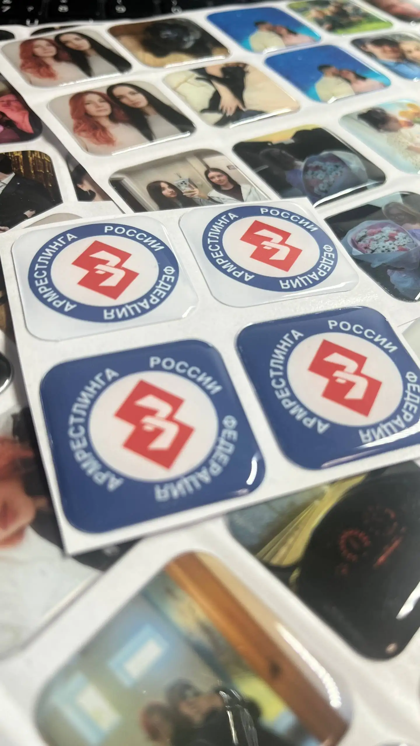 3D стикеры для телефона и другие сувениры - Сувениры (Барахолка) в Балашиха