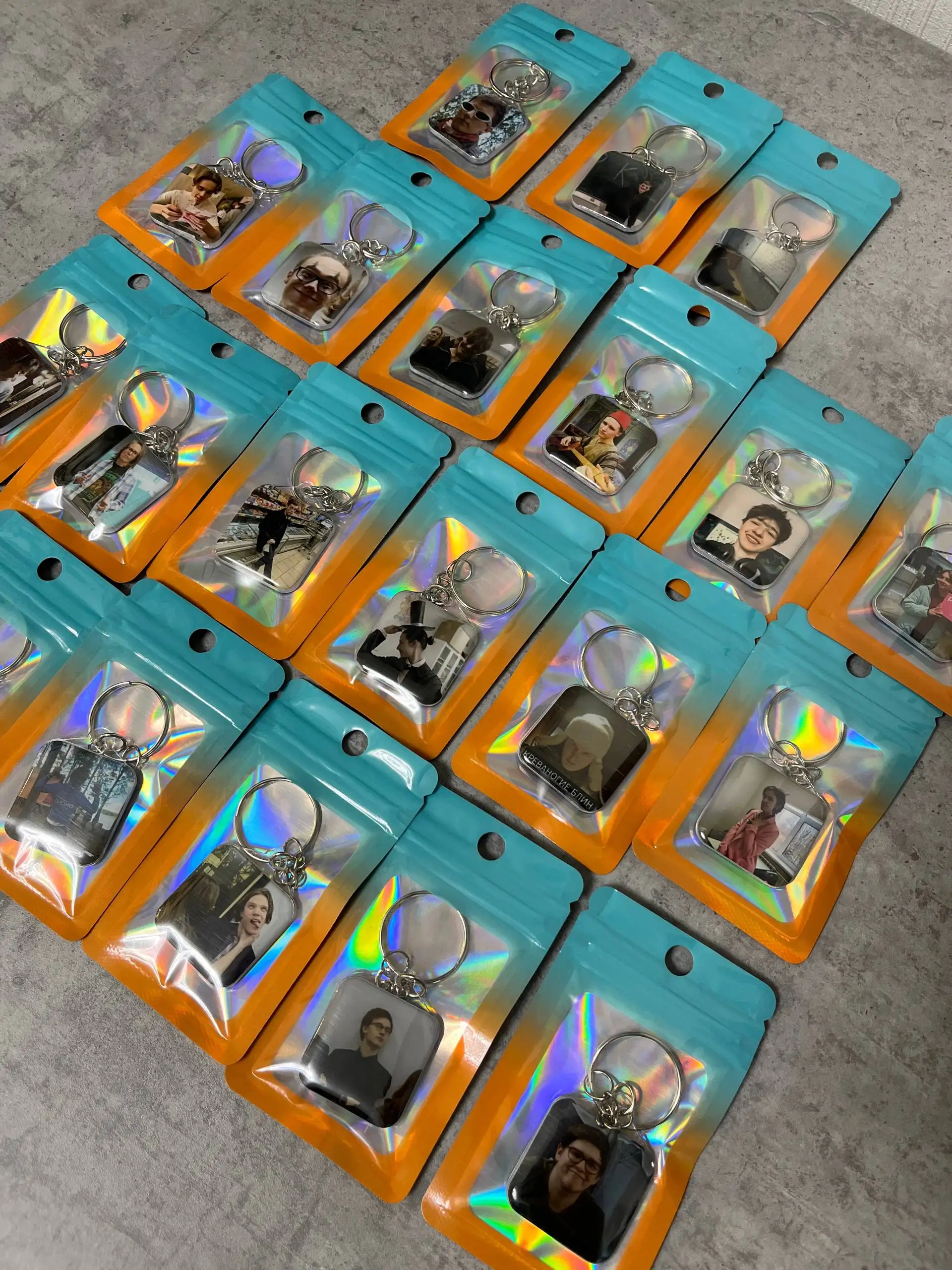 3D стикеры для телефона и другие сувениры - Сувениры (Барахолка) в Балашиха