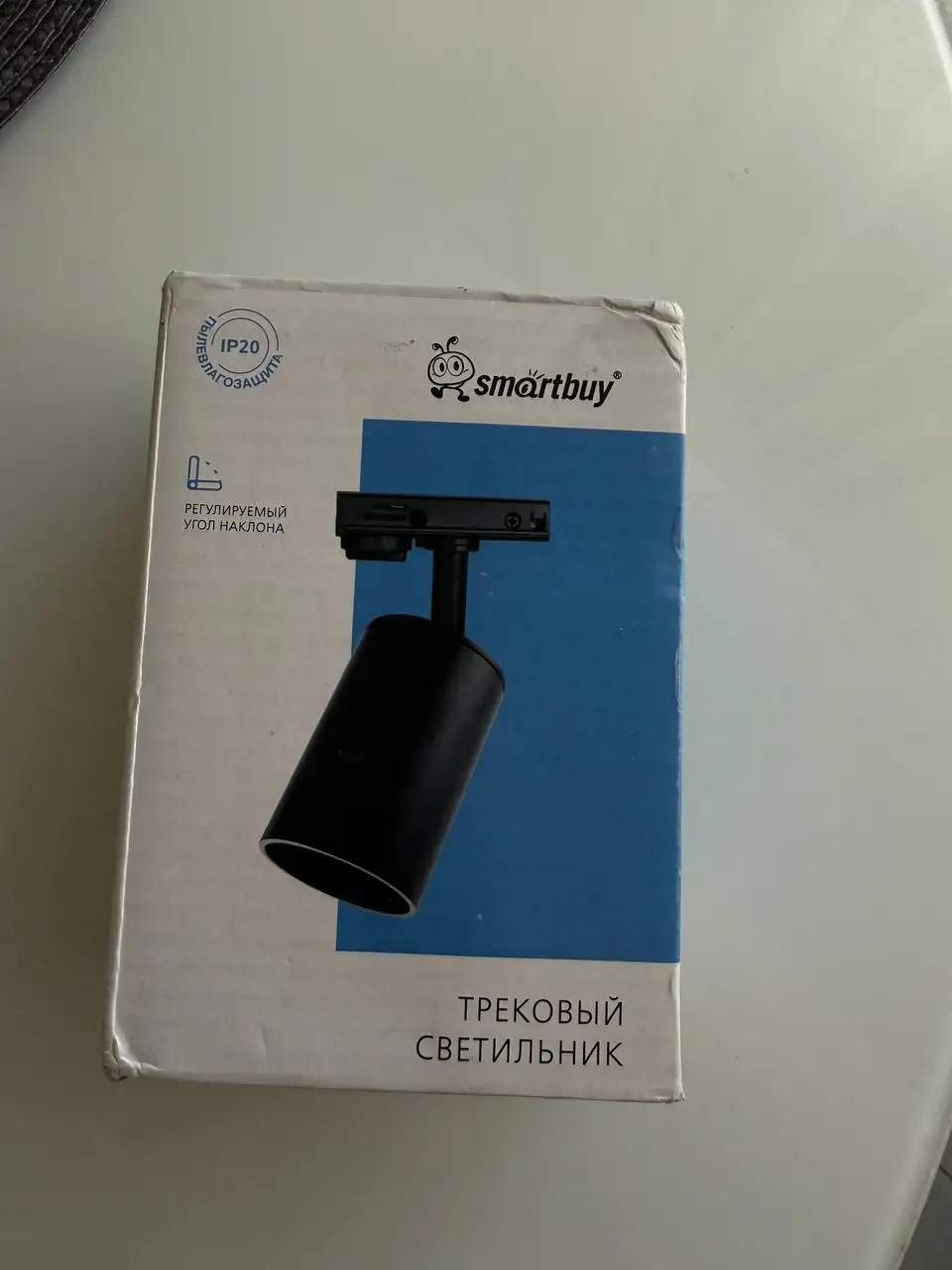 Светильники трековые и набор бит с переходниками - Барахолка в Балашиха