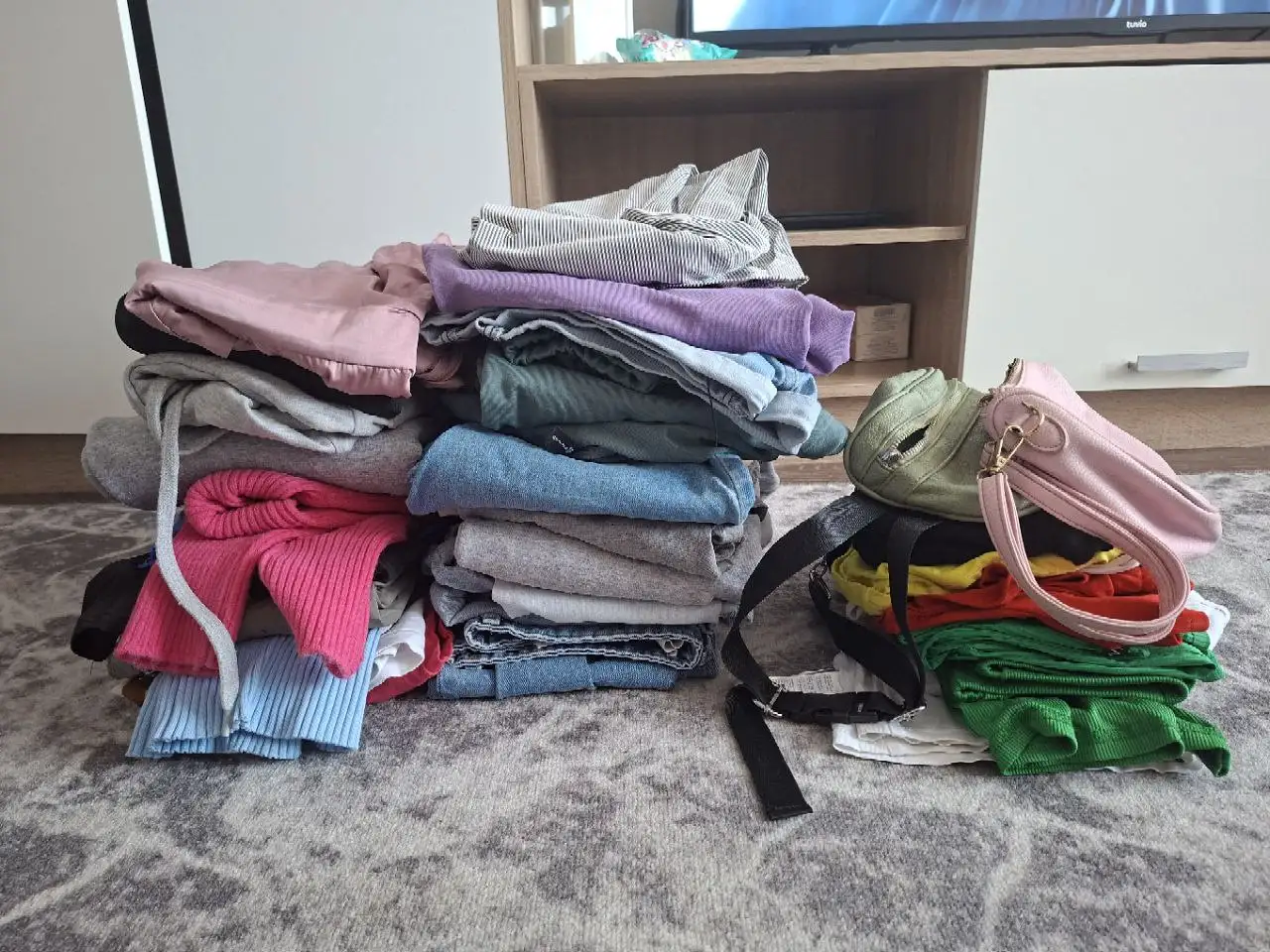 Женская одежда 42 размер в Балашихе - Женская одежда (Одежда) в Балашиха