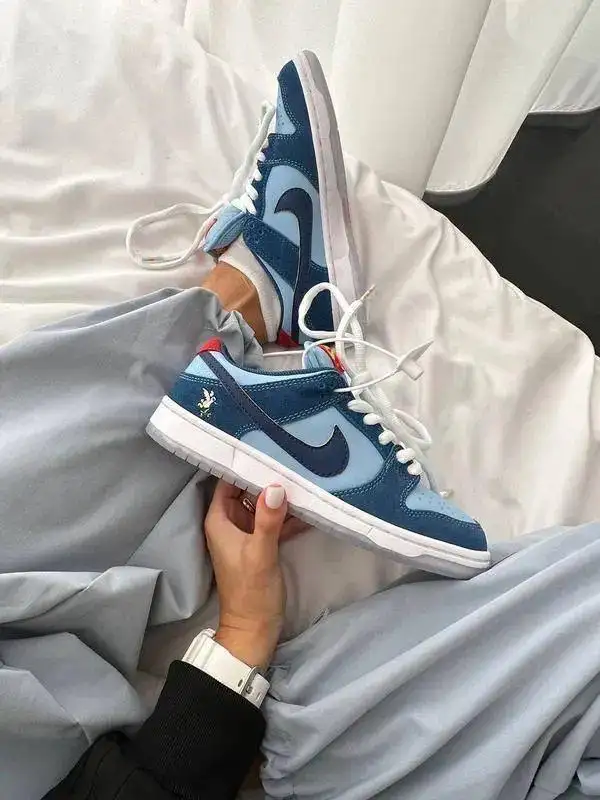 Кроссовки на весну различных расцветок, новое с биркой - Обувь (Одежда) в Балашиха