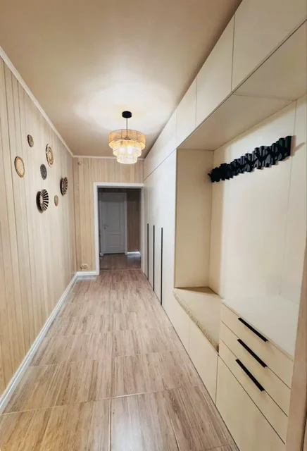 Изготовление корпусной мебели на заказ от ГК Контур - Маникюр в Москва