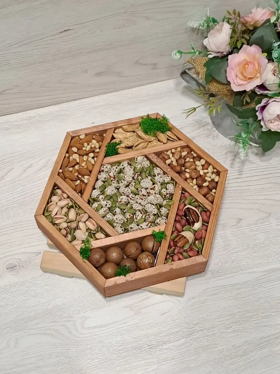 Наборы из орехов и сухофруктов в деревянной упаковке - Барахолка в Балашиха