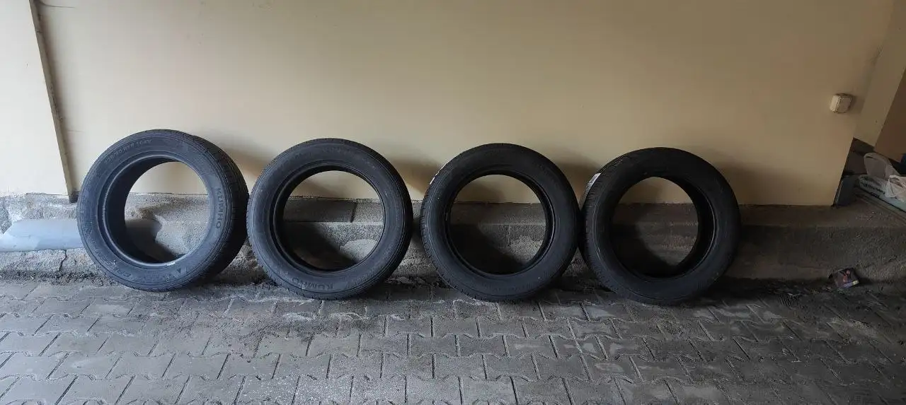 Комплект летней резины Kumho HP71 225/60 R18 104V XL - Шины и диски (Авто) в Балашиха