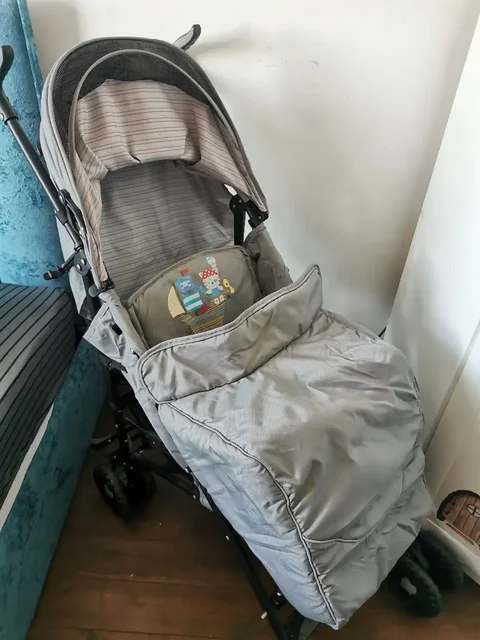 Продам детскую коляску с регулировкой спинки и ножек - Игрушки для ванны в Балашиха