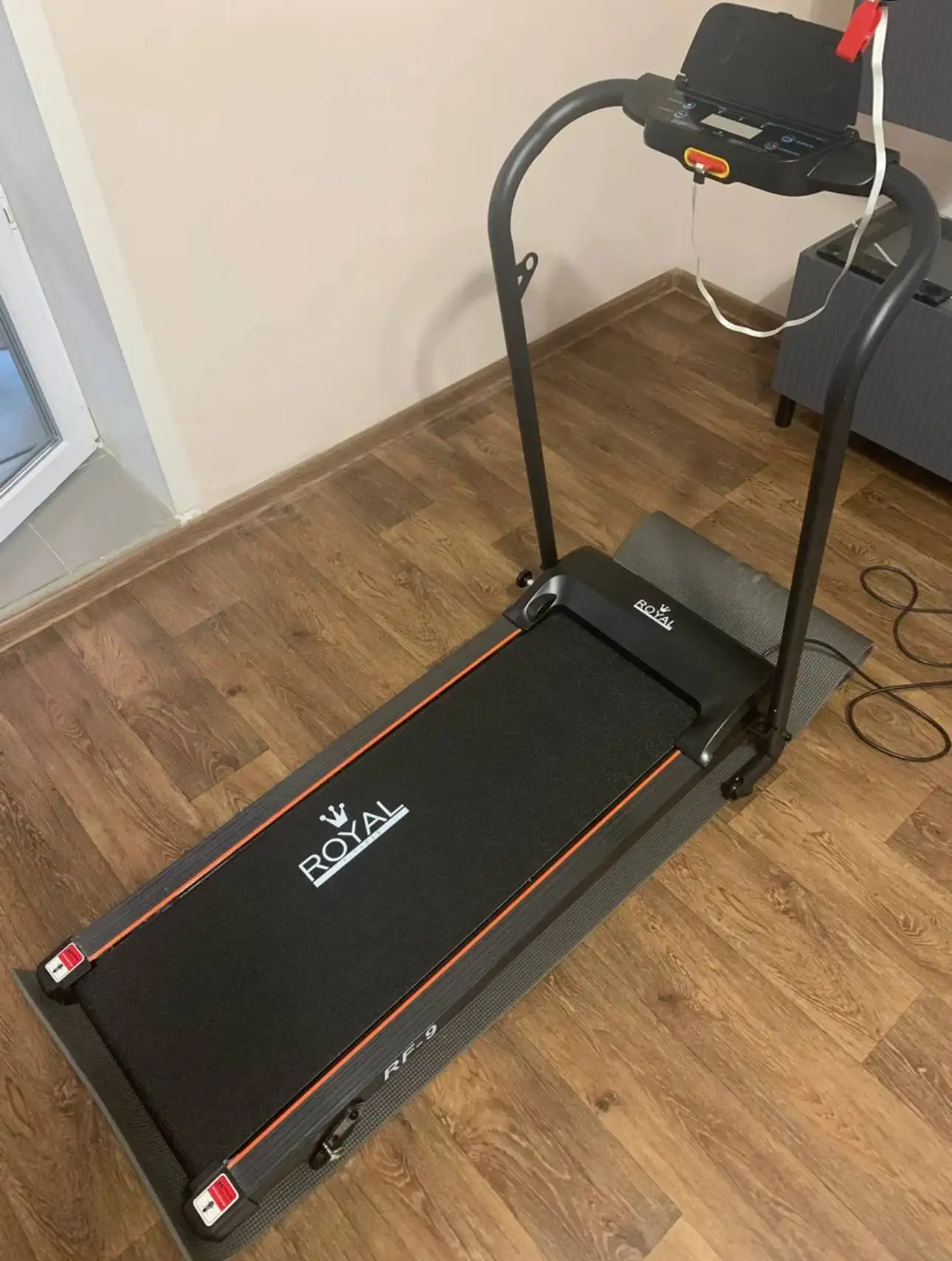 Беговая дорожка складная в отличном состоянии - Спорт и фитнес (Хобби и отдых) в Балашиха