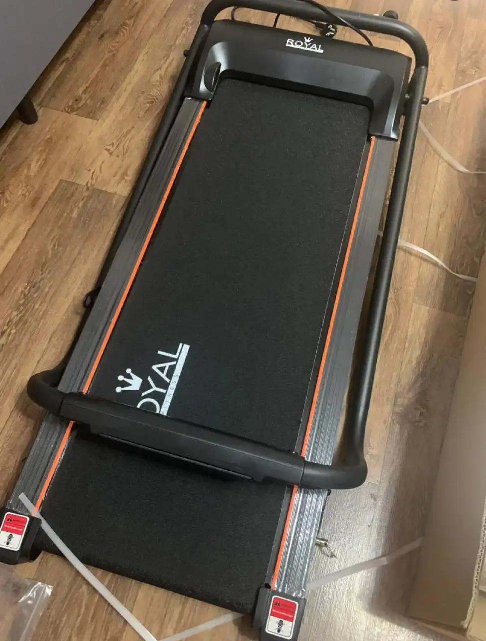 Беговая дорожка складная в отличном состоянии - Спорт и фитнес (Хобби и отдых) в Балашиха