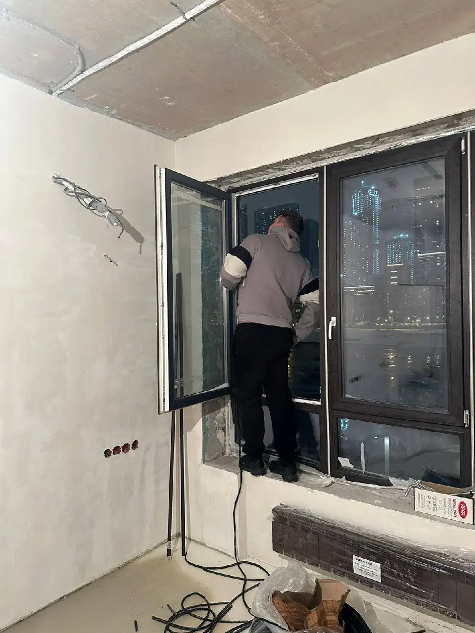 Ремонт окон и изготовление москитных сеток - Ремонт и строительство (Услуги) в Балашиха