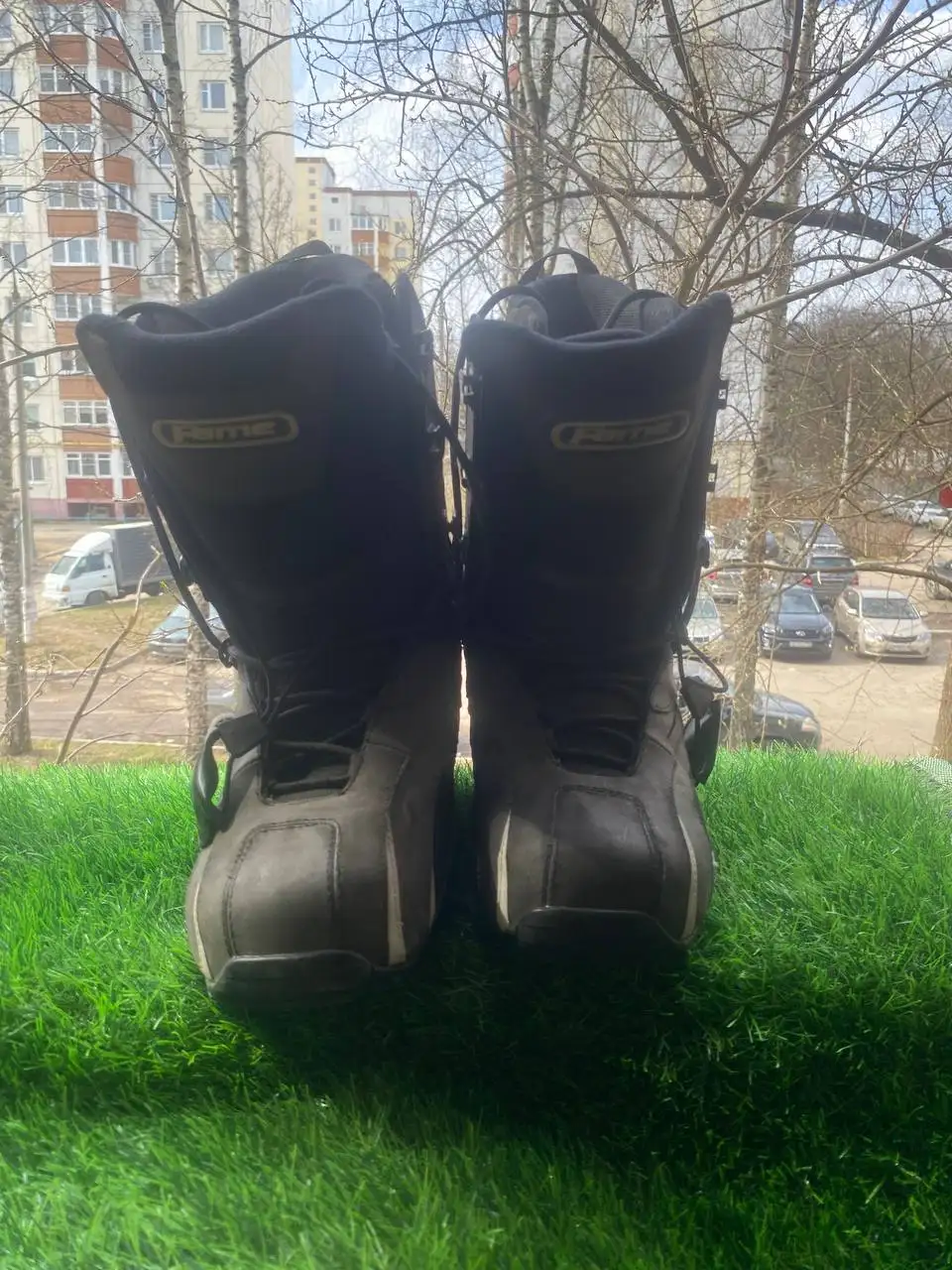 Продажа статуэтки, ботинок, сабельной пилы и краскопульта - Барахолка в Балашиха