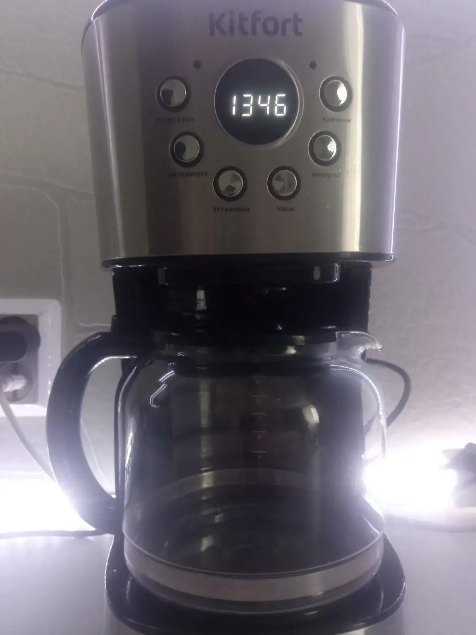 Кофеварка капельная Kitfort KT-728 черная - Техника для кухни (Для дома и дачи) в Балашиха