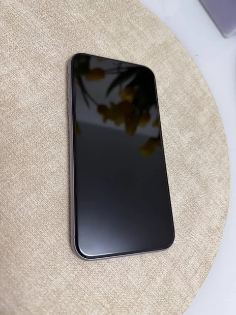 Продам iPhone 11 64GB фиолетовый в Балашихе - Умные колонки и ассистенты в Балашиха