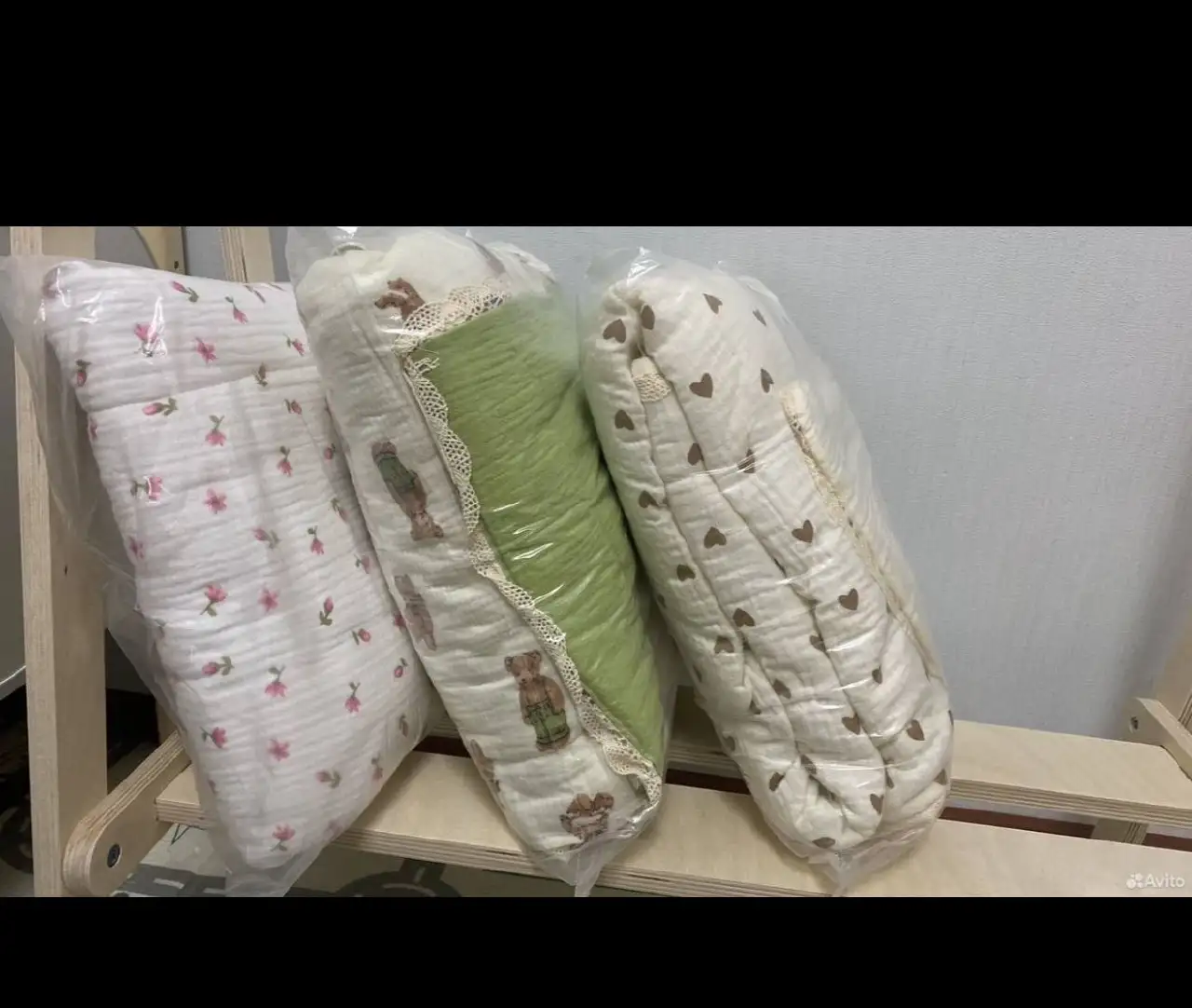 Муслиновые пледы 100x100 и вязаные костюмы - Одежда для малышей (Товары для детей) в Балашиха
