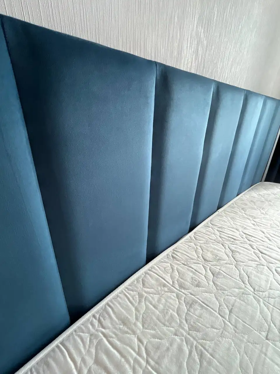 Продам кровать + матрас 180x200 - Мебель (Для дома и дачи) в Балашиха