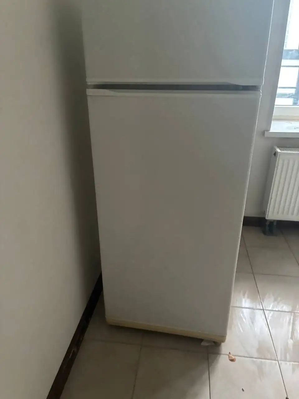 Продажа холодильника и полки-купе - Холодильники (Электроника) в Балашиха