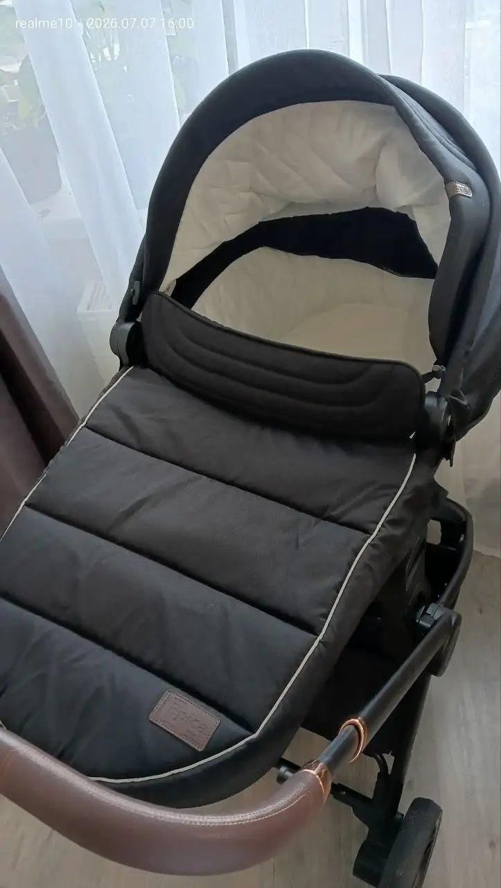 Продам коляску Carrello Epica 2 в 1 - Коляски (Товары для детей) в Балашиха