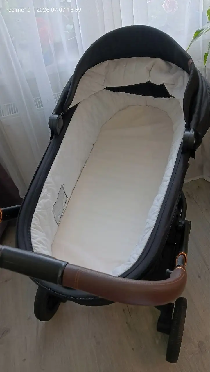 Продам коляску Carrello Epica 2 в 1 - Коляски (Товары для детей) в Балашиха