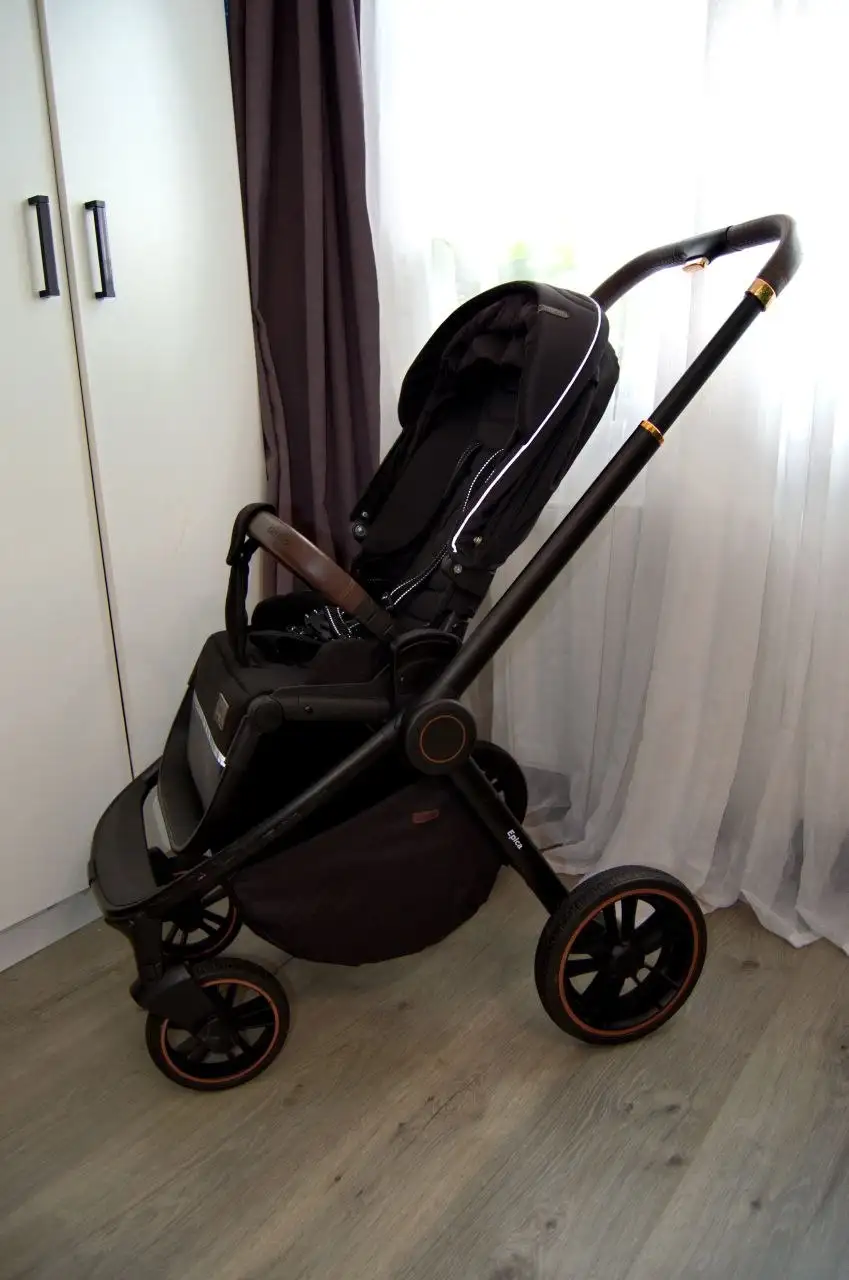 Продам коляску Carrello Epica 2 в 1 - Коляски (Товары для детей) в Балашиха