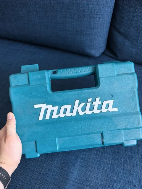 Продам аккумуляторную отвертку Makita DF001D - Виниловые проигрыватели в Балашиха
