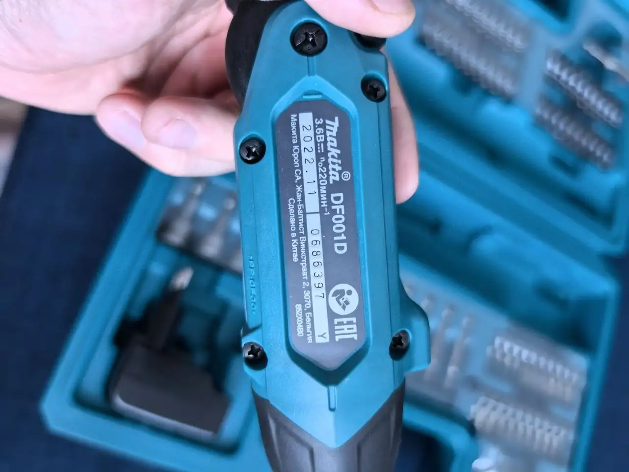 Продам аккумуляторную отвертку Makita DF001D - Инструменты (Электроника) в Балашиха