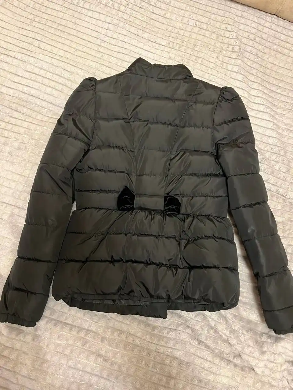 Черная куртка с бантом - Одежда в Владивосток