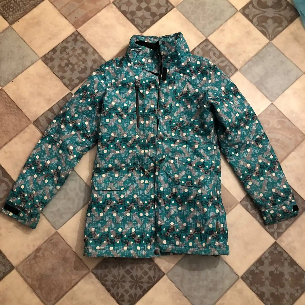 Продам лыжный костюм - Одежда в Владивосток