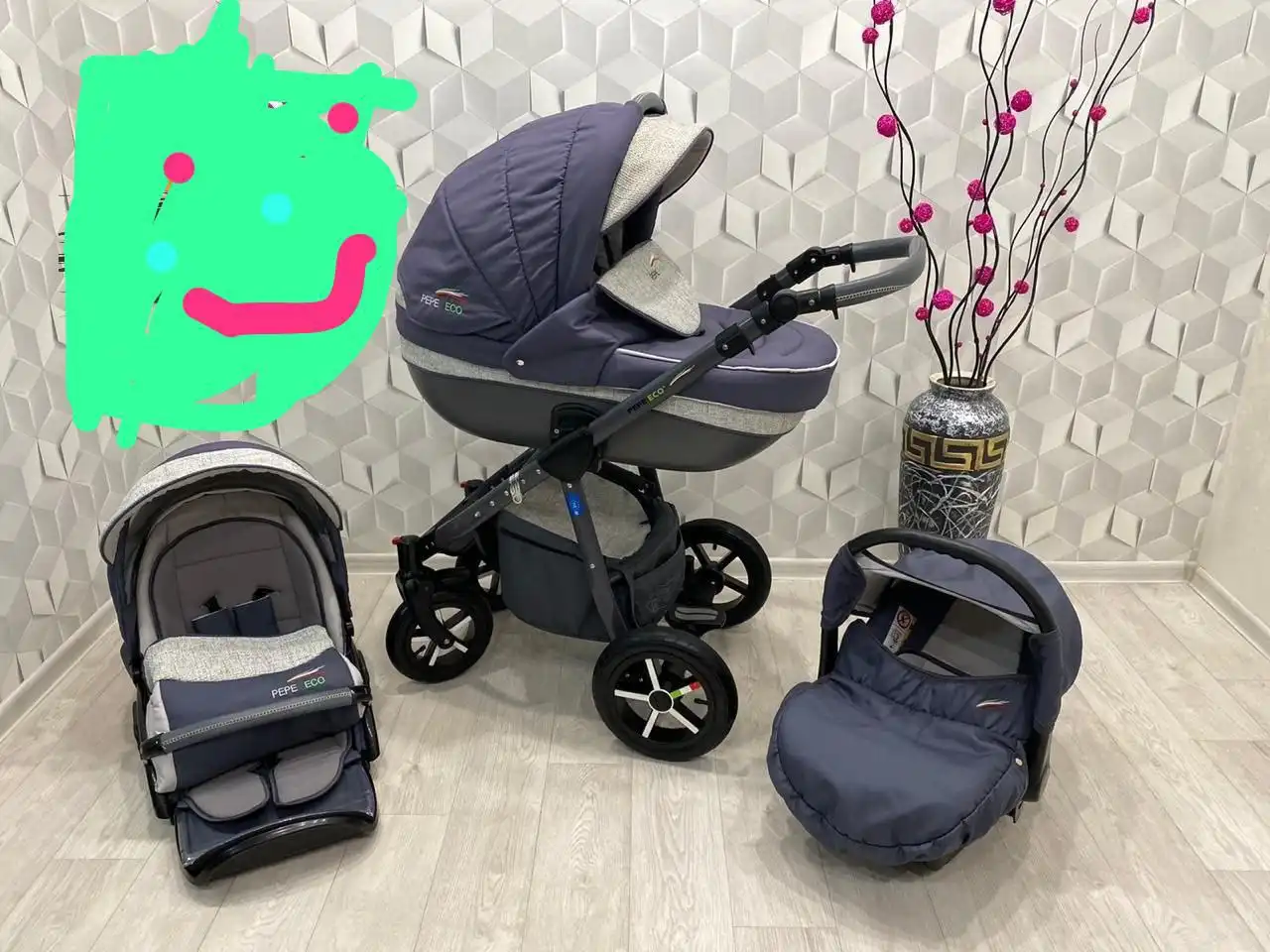 Продам коляску 3 в 1