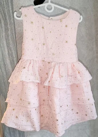 Продам платье на девочку размер 74-80 - Одежда в Владивосток