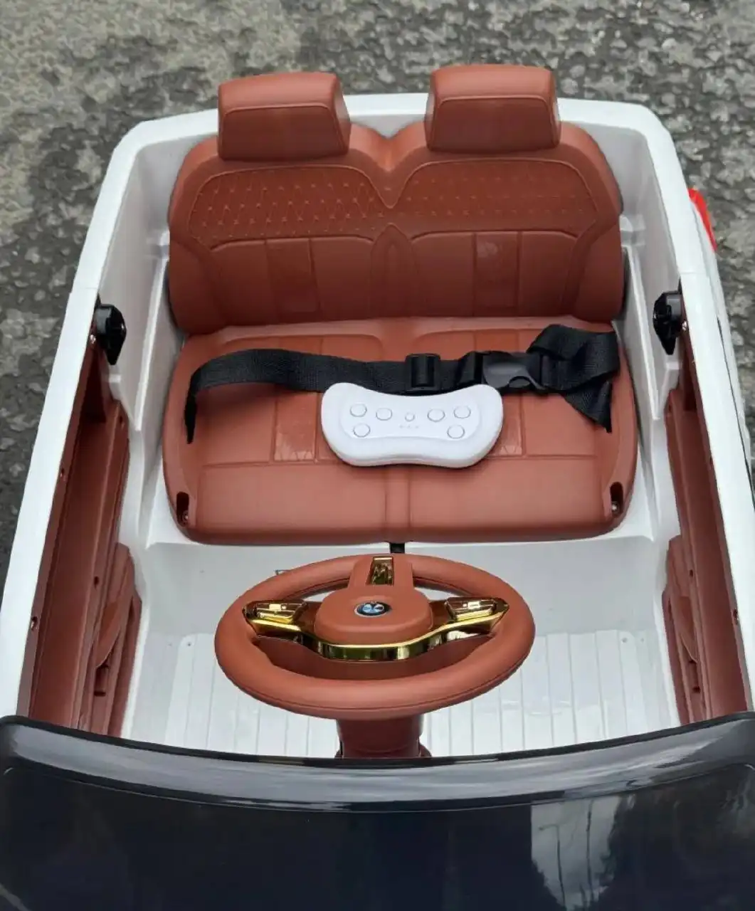 Электромобиль Premium class в наличии