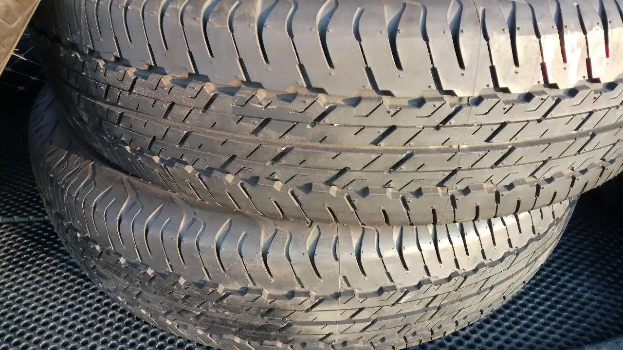 Продажа всесезонных шин DUNIOP GRANDTREK AT20