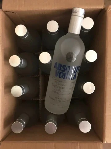 Отдам пак водки Абсолют - Барахолка в Владивосток