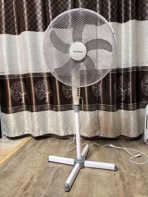 Продажа вентилятора, увлажнителя воздуха и клетки для грызунов - Продукты питания в Владивосток