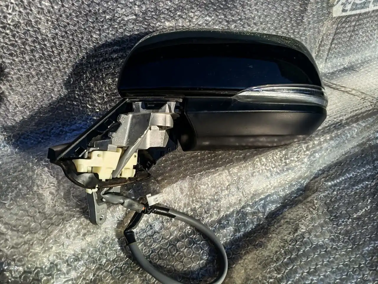 Продам зеркало Toyota Vellfire 30 кузов левое - Автозапчасти (Запчасти) в Владивосток