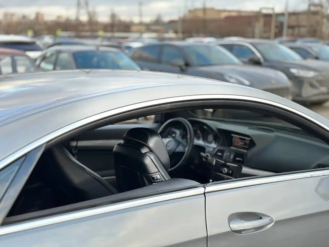 Mercedes Benz E W212 2011 года