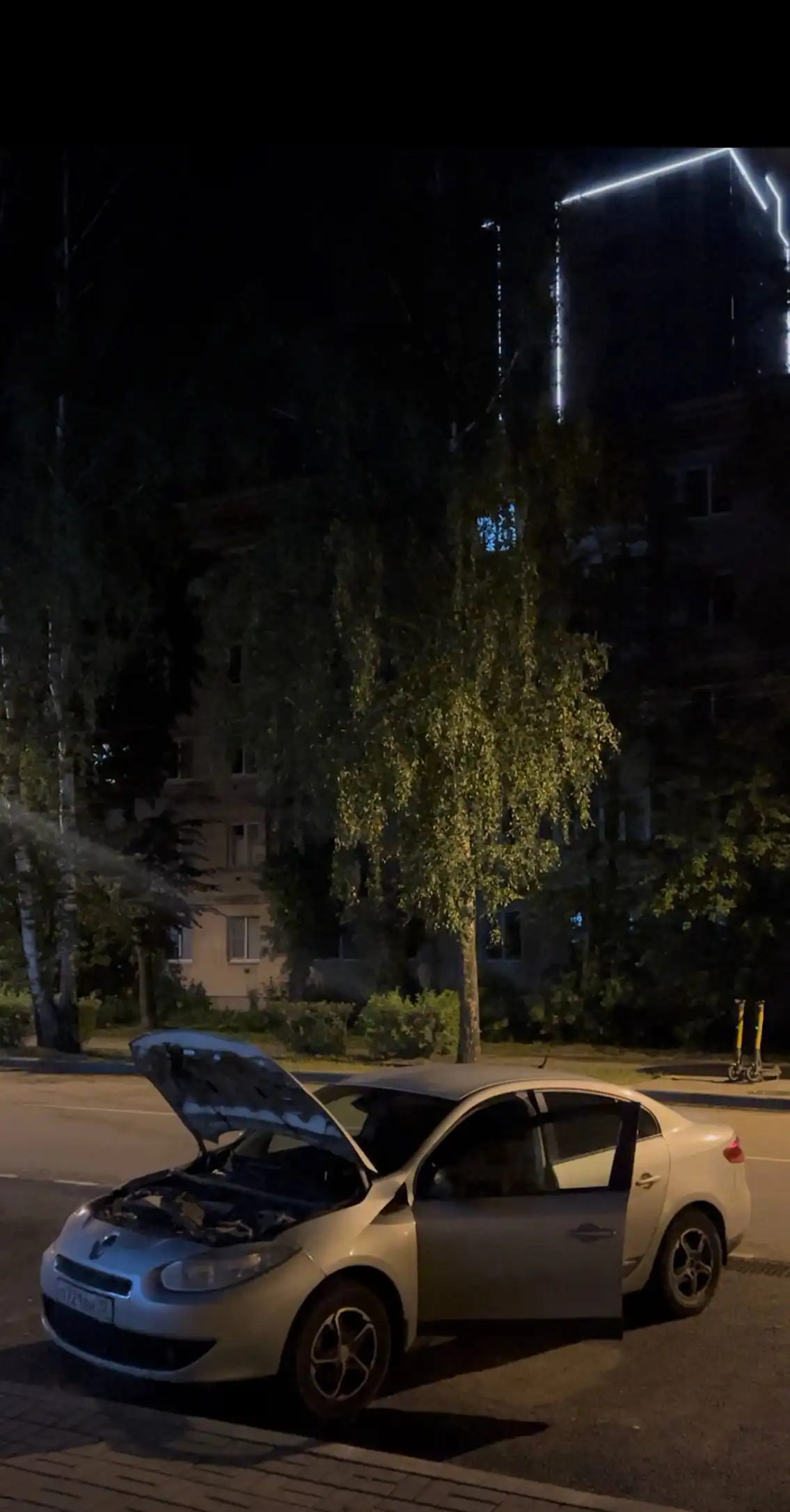 Рено Флюенс 2011 года с газовым оборудованием