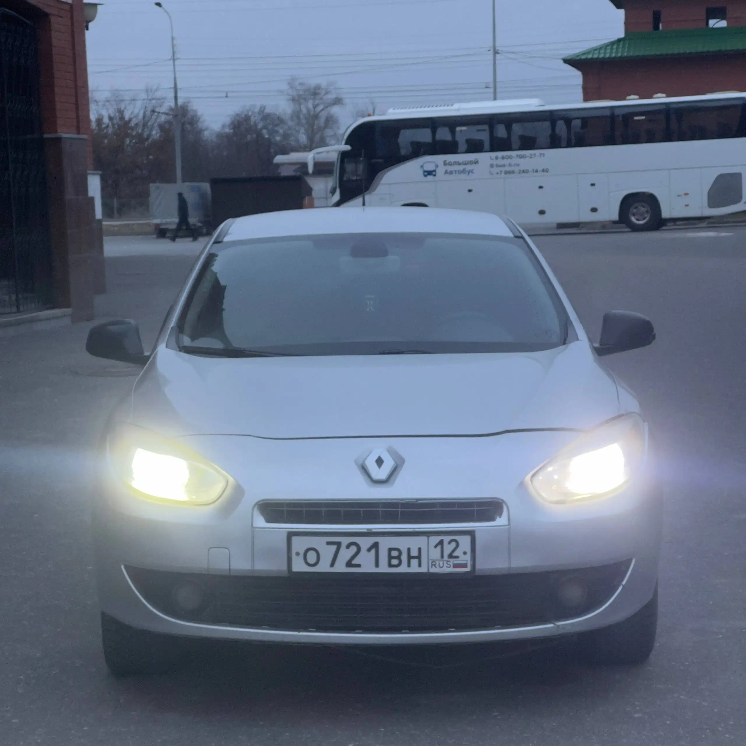 Рено Флюенс 2011 года с газовым оборудованием