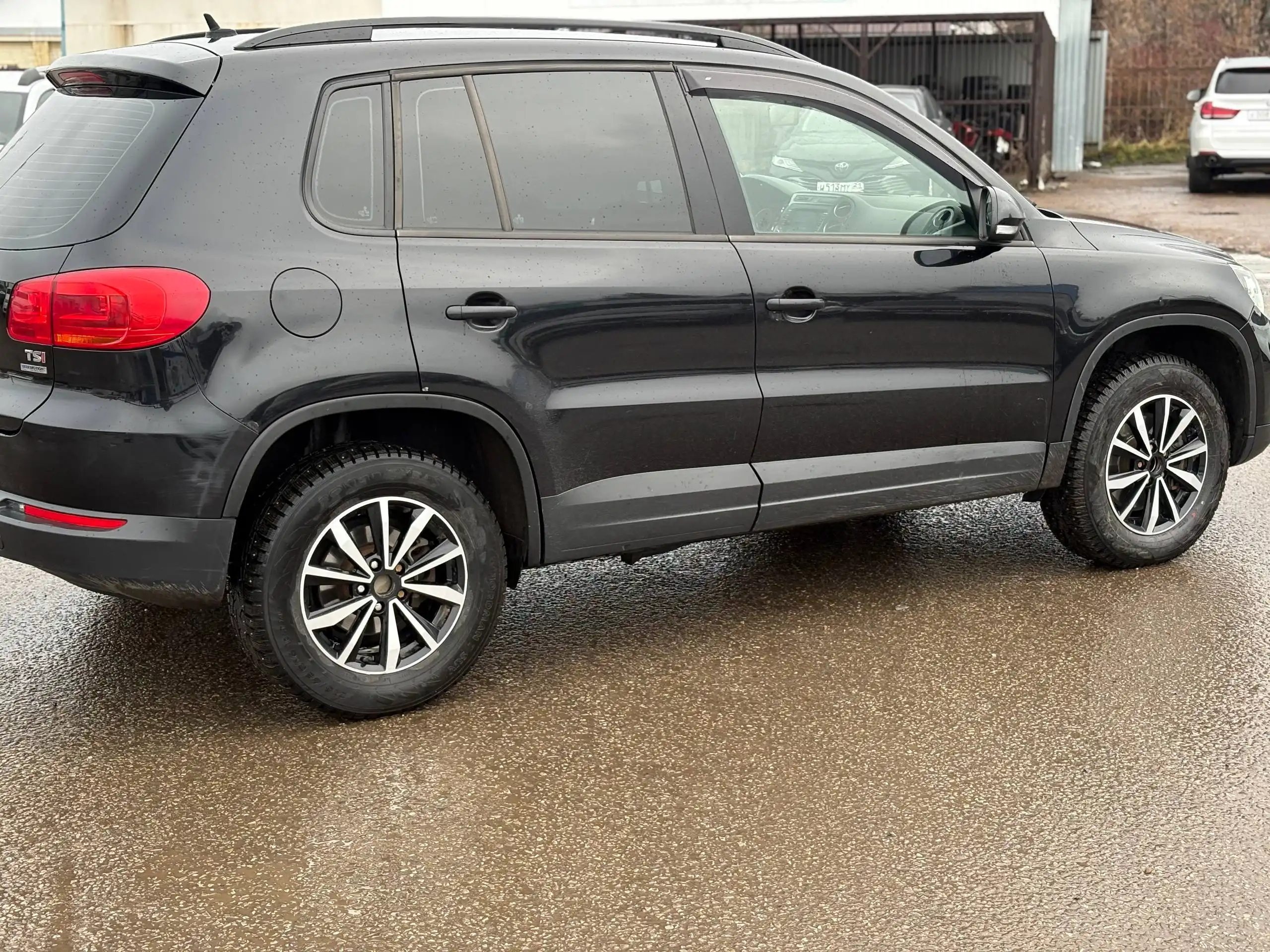 Volkswagen Tiguan 2013 г.в. в отличном состоянии