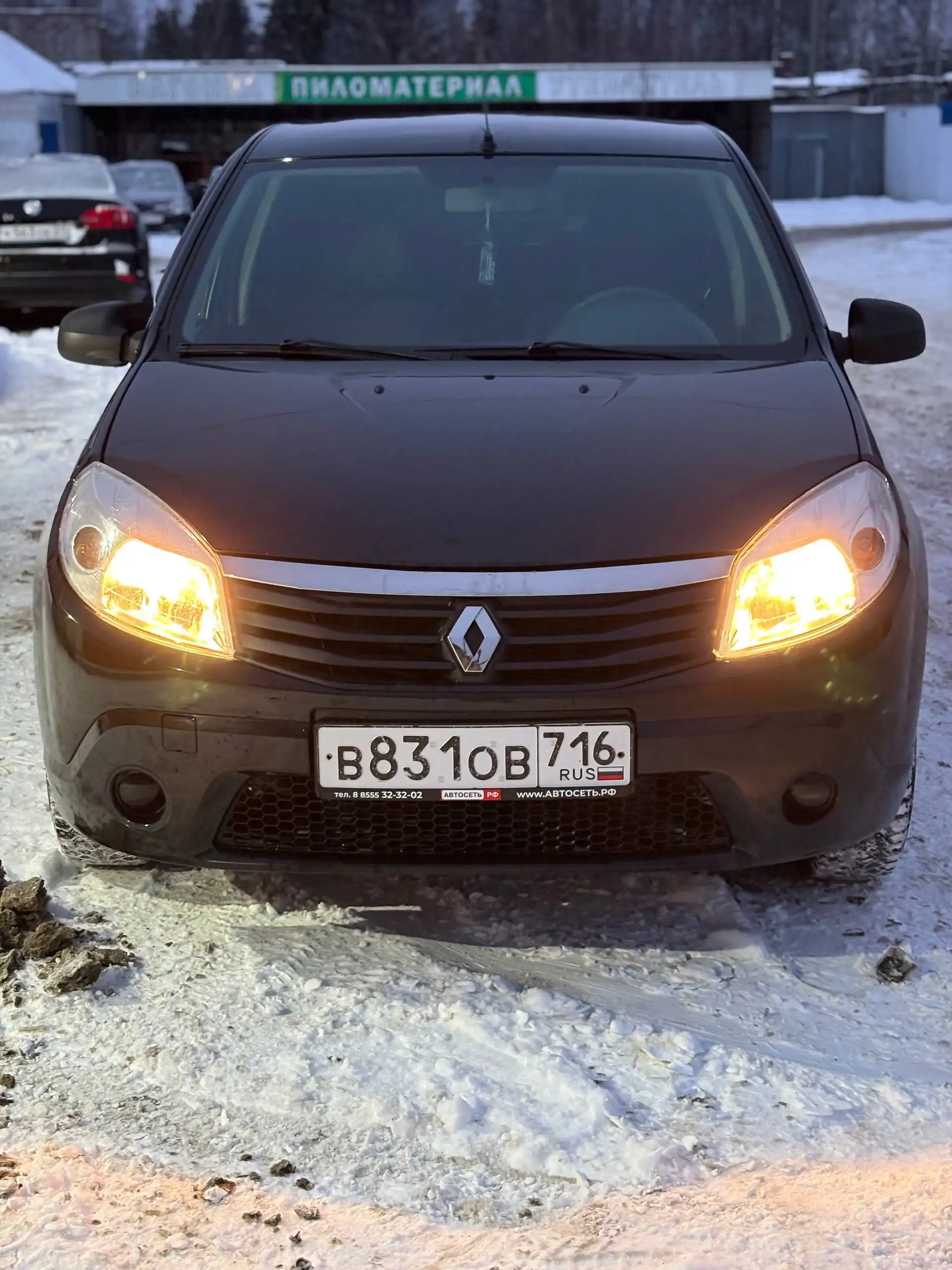 Renault Sandero 2014 года в отличном состоянии