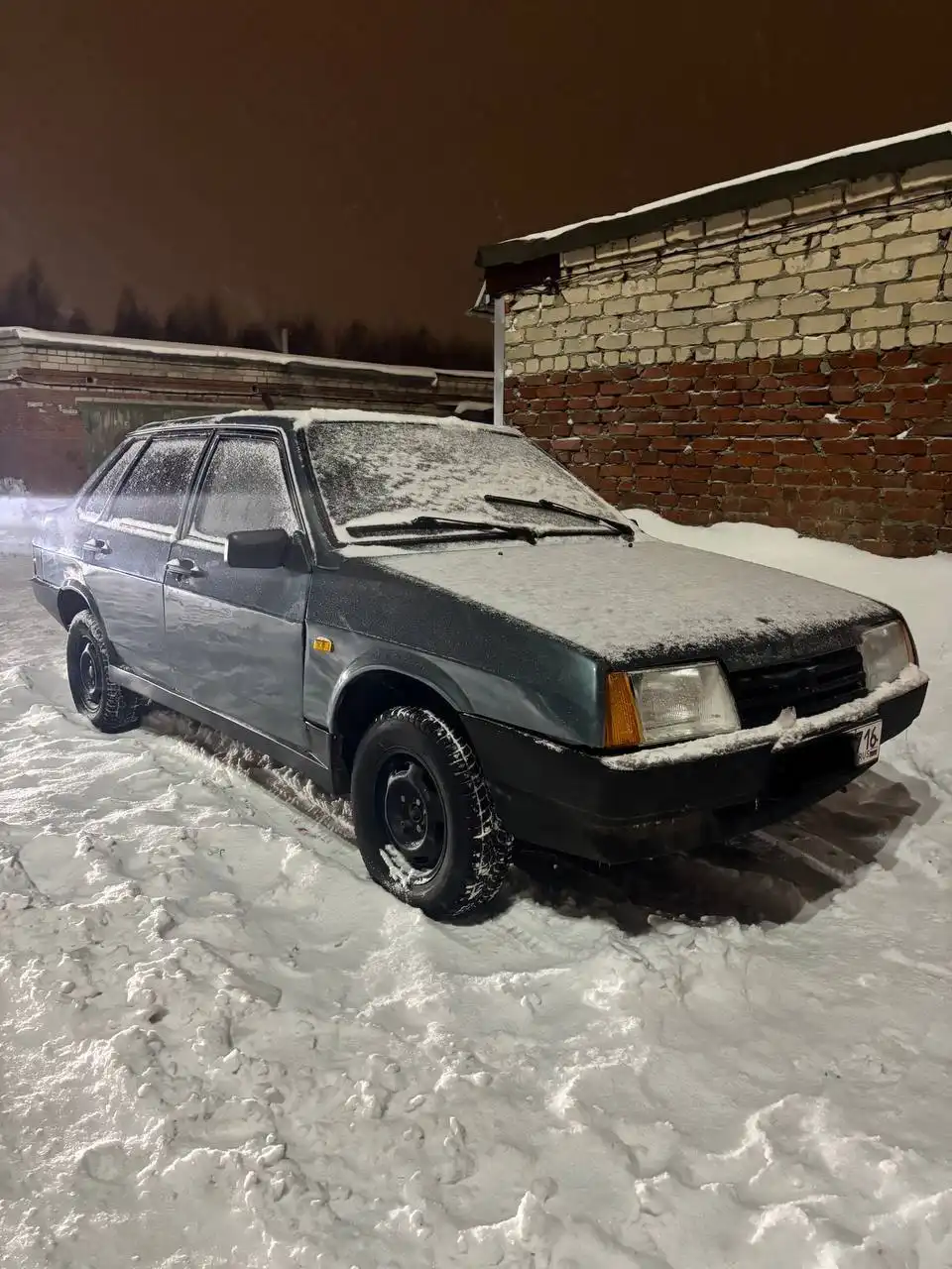 Продам ВАЗ 21099 2000 года инжектор