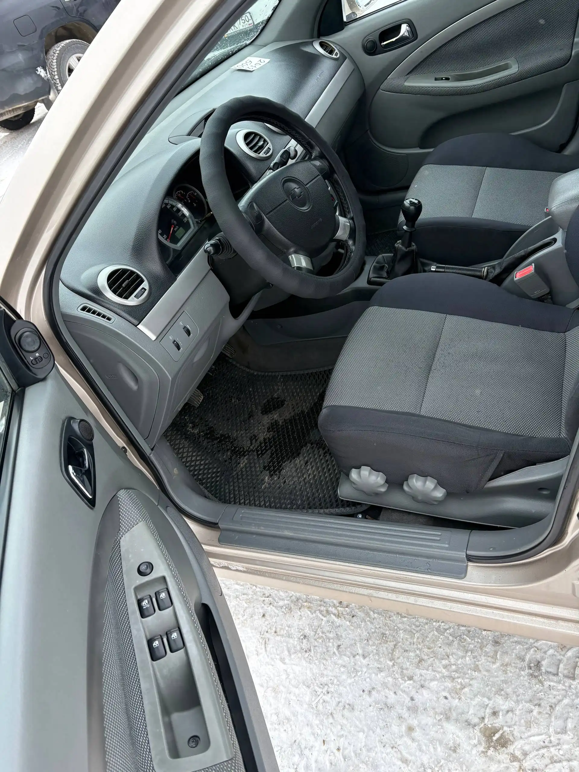 Chevrolet Lacetti 2012 в отличном состоянии