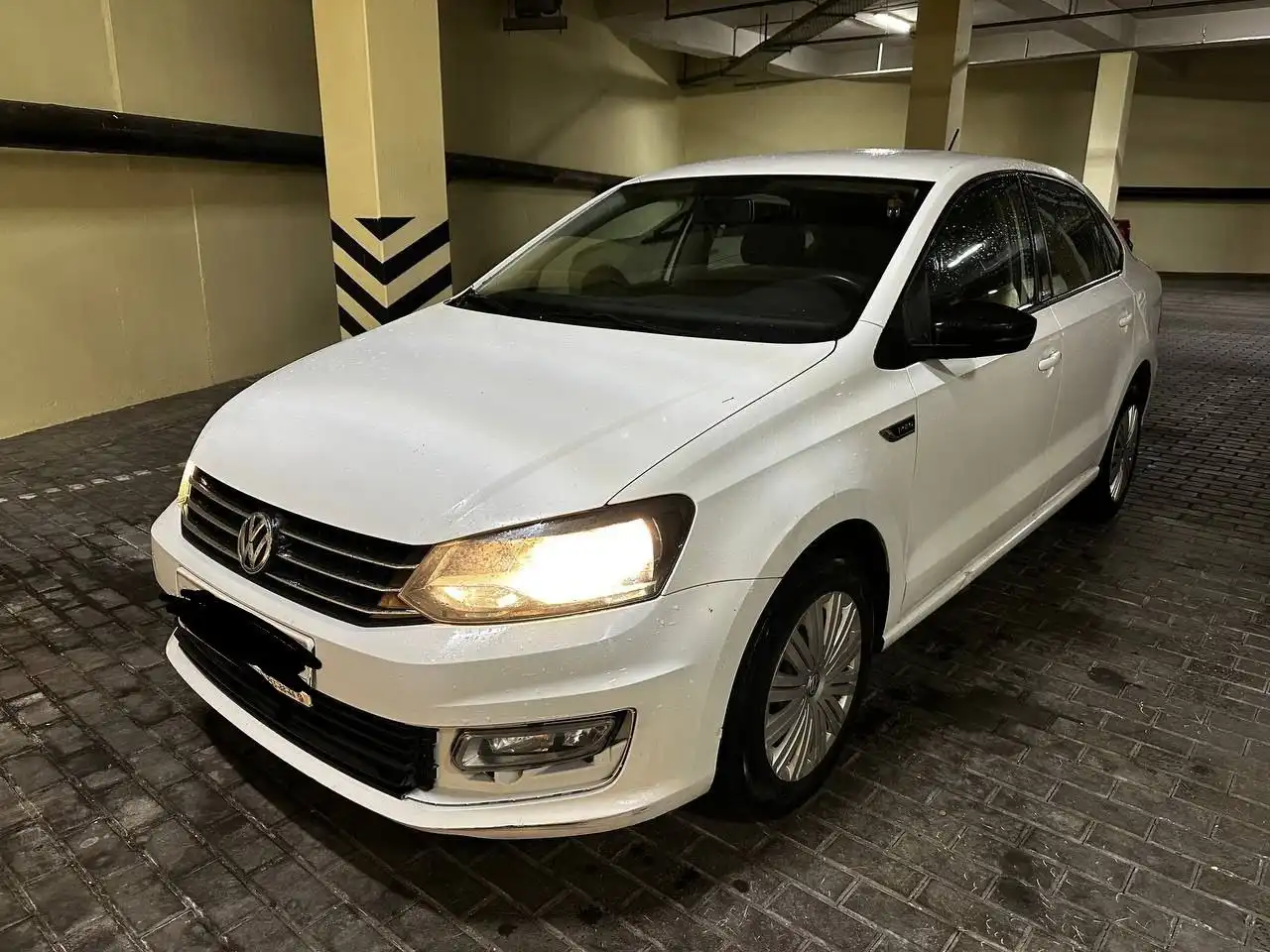 Volkswagen Polo 2017 1.6 бензин механика - Авто в Ростов