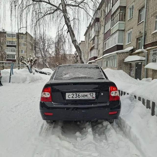 Продажа автомобиля Lada Priora 2007 года - частное объявление в Волжск