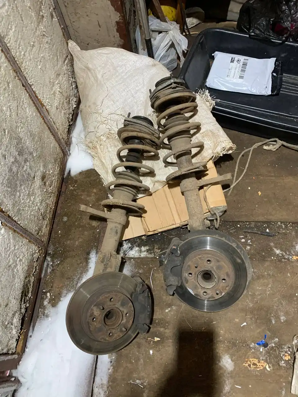 Запчасти для автомобилей ВАЗ 2110-12 - Автозапчасти (Запчасти) в Йошкар-Ола