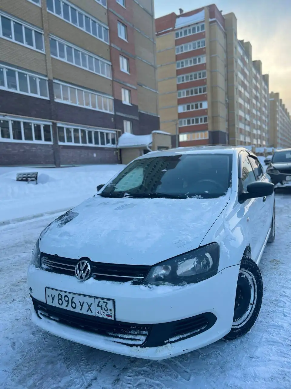 Volkswagen Polo 2015 года с ГБО, механика, кондиционер - Легковые автомобили (Авто) в Йошкар-Ола