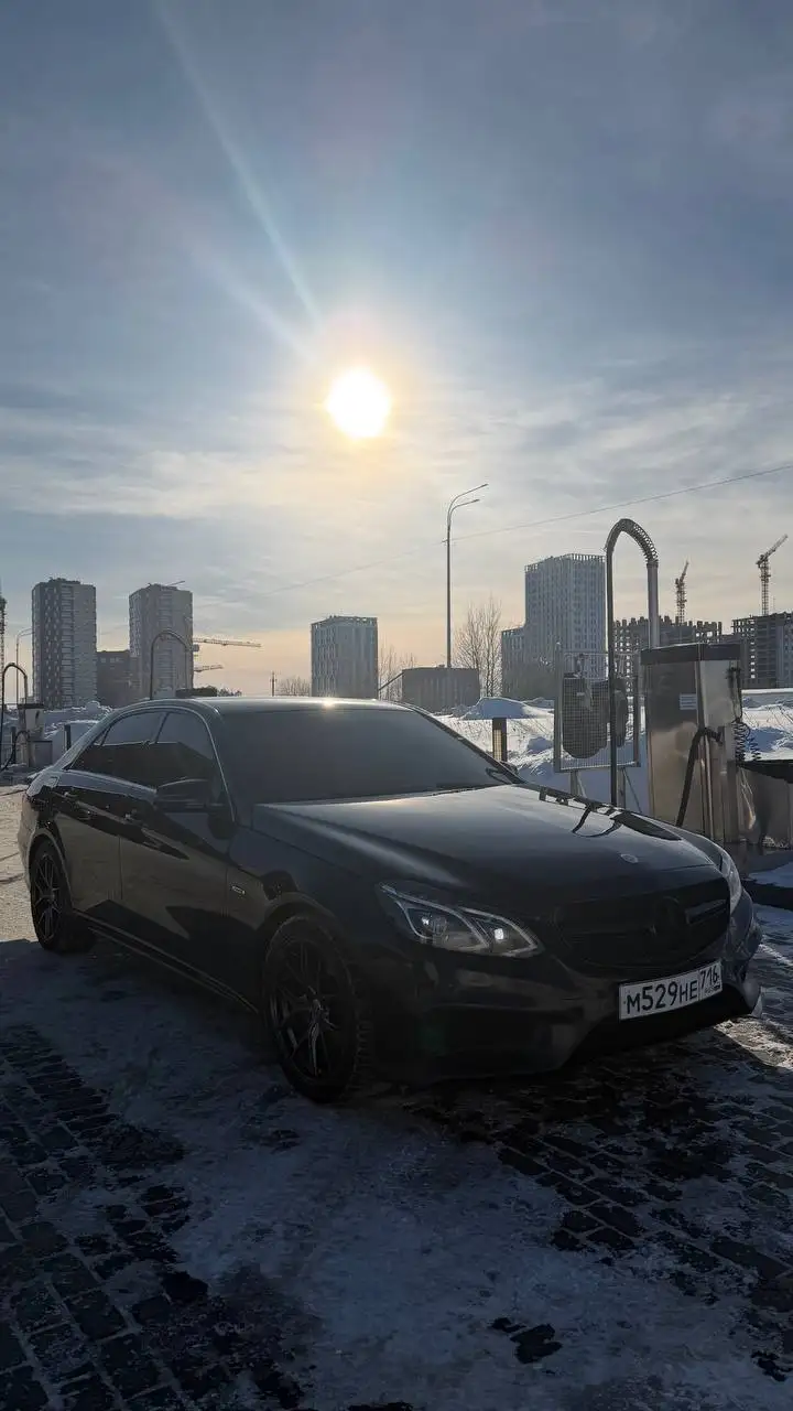 Mercedes Benz E-класс w212 рестайлинг Amg пакет 2014 - Авто в Казань