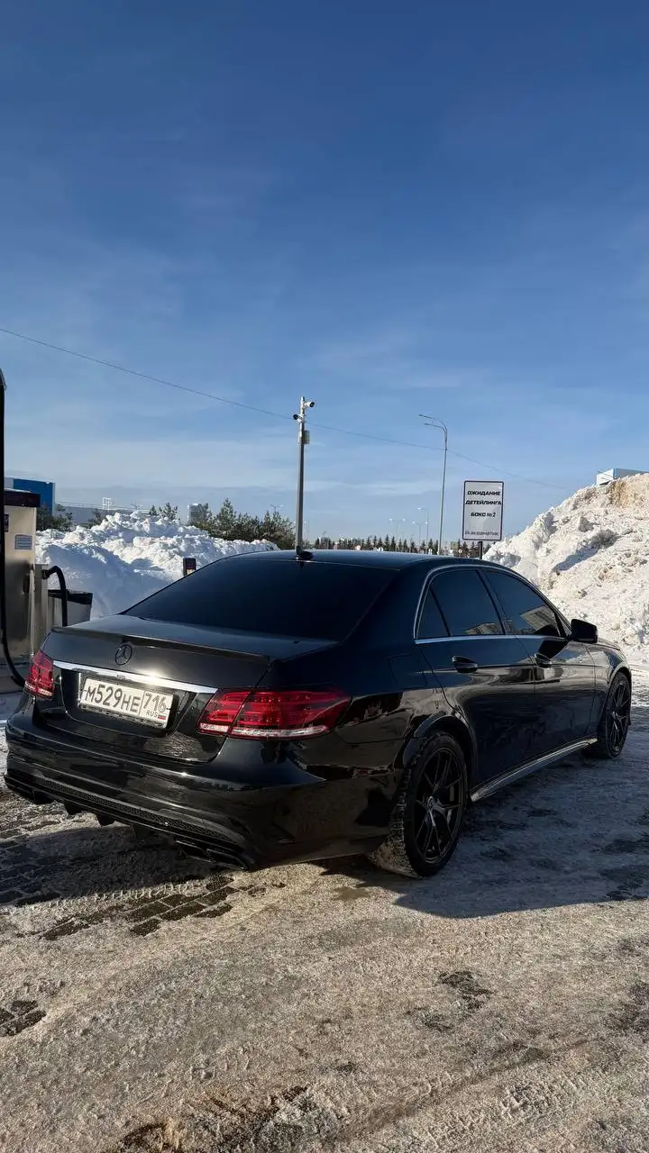 Mercedes Benz E-класс w212 рестайлинг Amg пакет 2014 - Авто в Казань