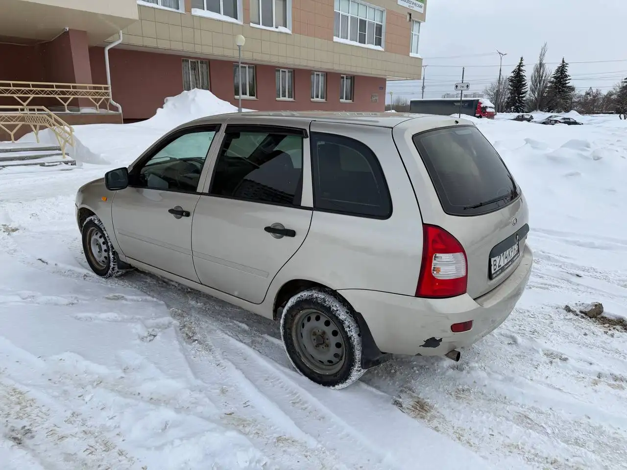 Продажа автомобиля Lada Kalina 2011 года - Легковые автомобили (Авто) в Йошкар-Ола