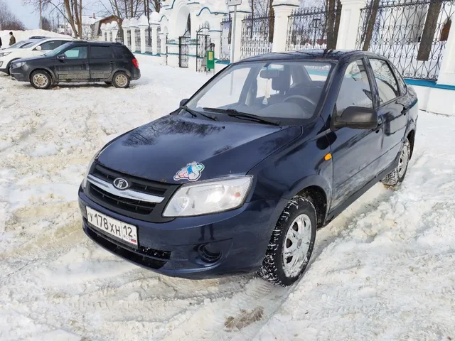 Продажа автомобиля Lada Granta 2012 года - Легковые автомобили в Йошкар-Ола